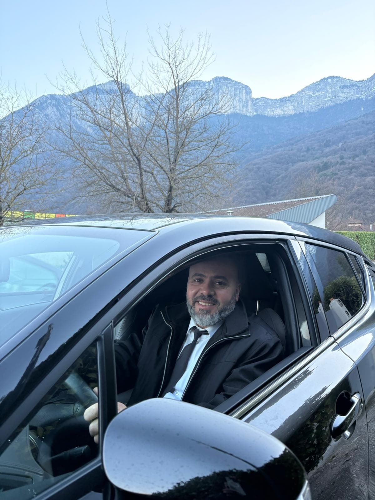 MS VTC Service Transport privé avec chauffeur à Grenoble